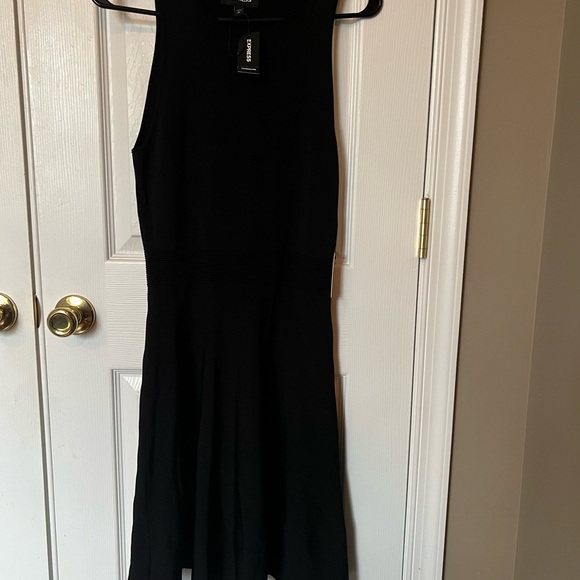 EXPRESS Dress NWT - Picture 2 of 4